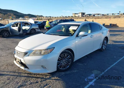 2013 Lexus Es 350 z USA, uszkodzony, nr VIN JTHBK1GG1D2072801